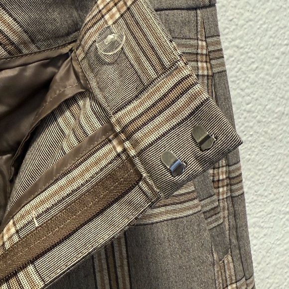 Plaid Wide-Leg Trousers - Picture 4 of 8